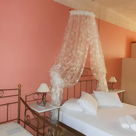 Apartment Voutsinou *