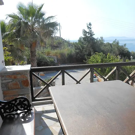 Voutsinou Apartment *